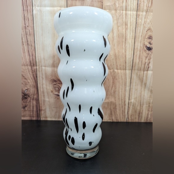 Krosno Black White Spatter Art Deco Glass Vase Ribbed Rings 14" Rare As Is Rare - Picture 4 of 5